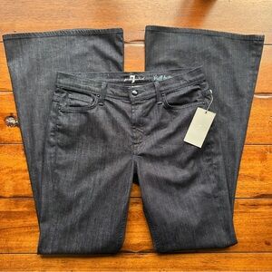 Seven For All Mankind Bell Bottom Jeans Size 31 Dark Wash NWT